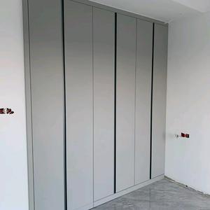 临沂新瑞佳高光门板定制工厂