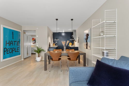 现代简约室内装饰装修图片 广告素材 下载至来源处